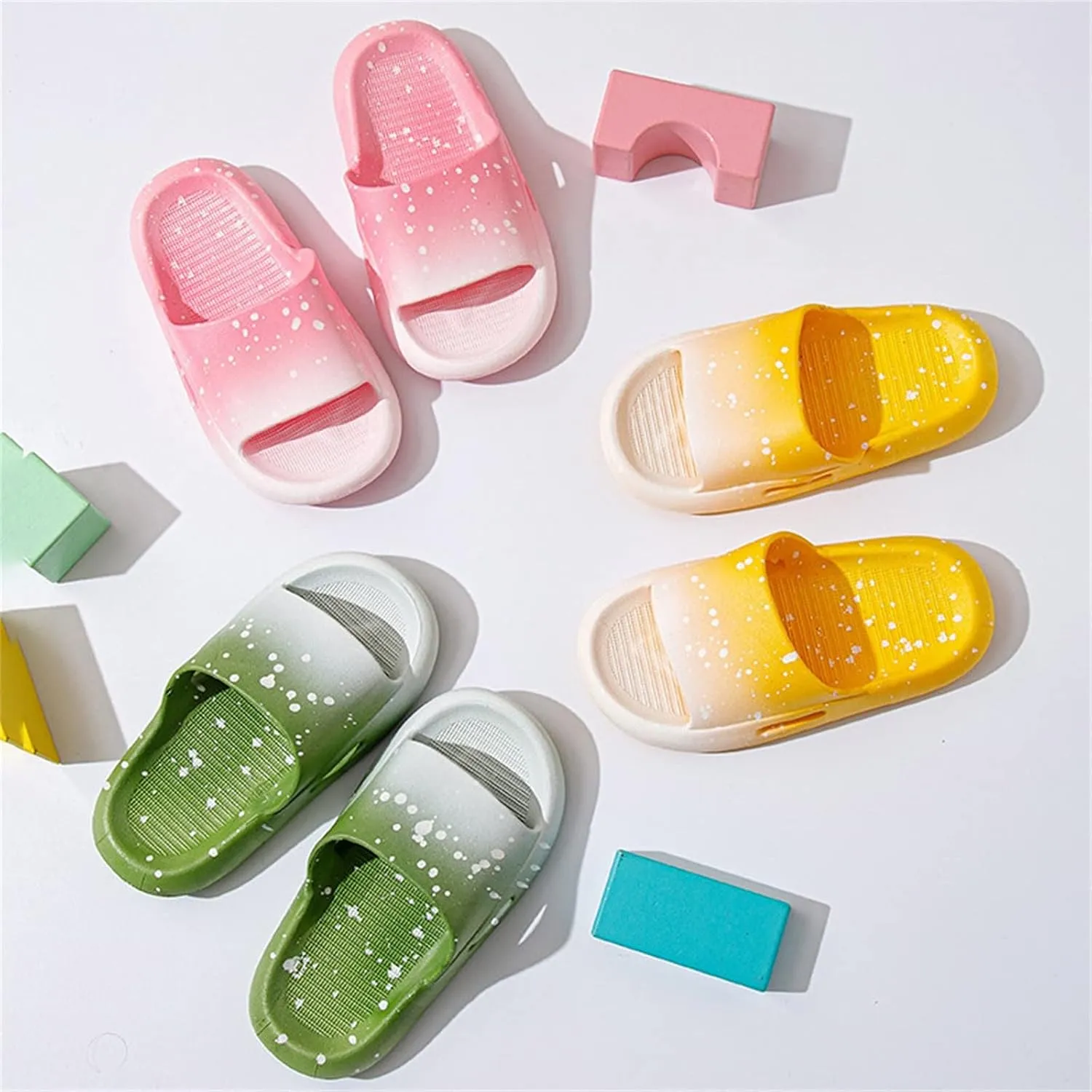 Boys Girls Shower Slides Open Toe Soft Sole Anti-Slip Snowflake Gradient House Shoes 2025 Slippers for Baby Girl