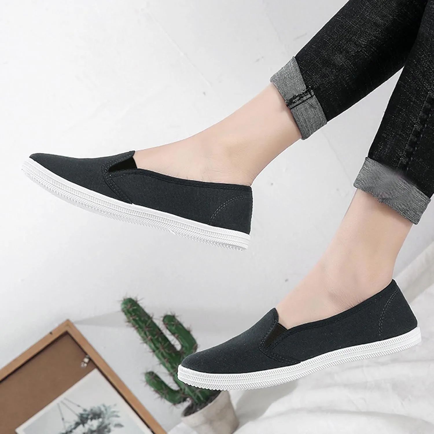 Casual Shoes for Women Wide Width Flat Bottom Loafers for Women Wide Round Toe Flats Comfortable Fashion Walking for Ladies Womens Work Shoes