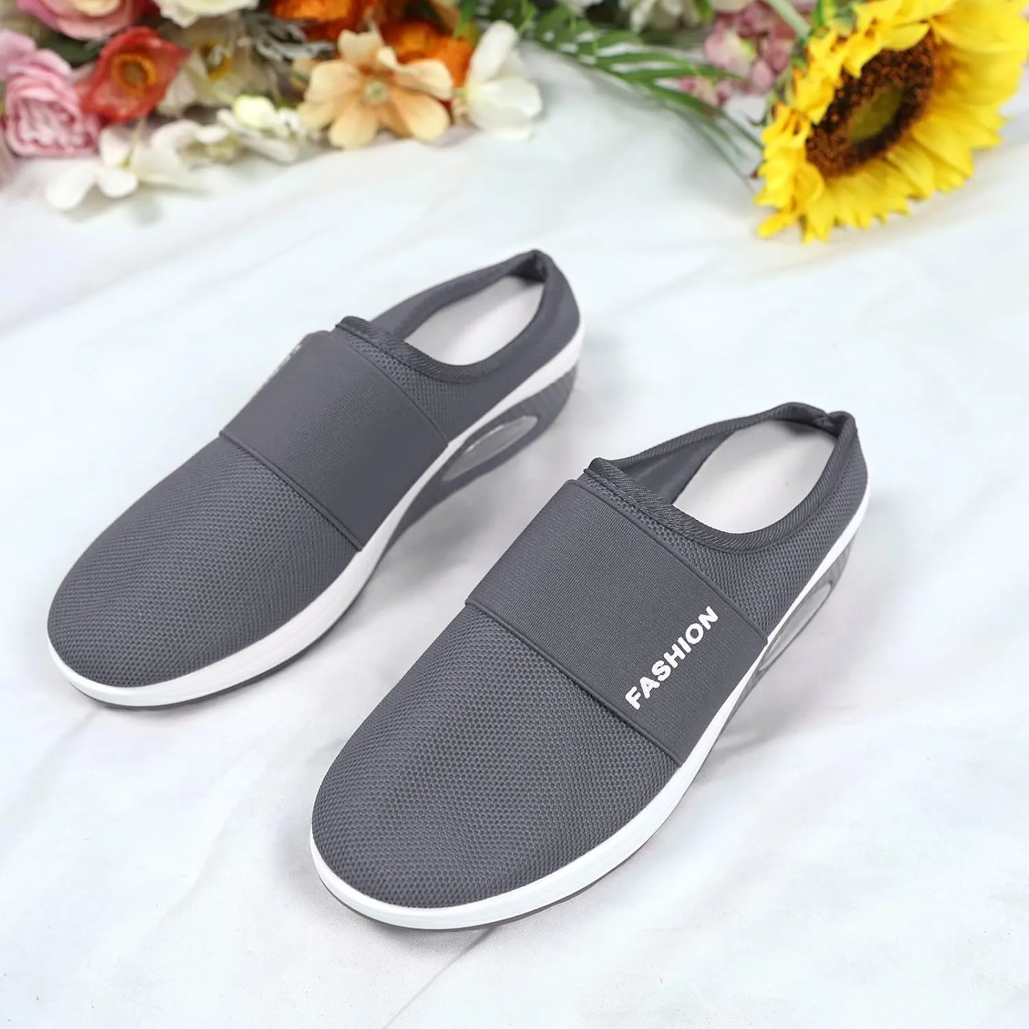 Mens Slippers with Arch Support Casual Mules Slip On Shoes Women Comfort Casual Shoes Trendy Platform Sneakers Waterproof Tennis Shoe White Loafers