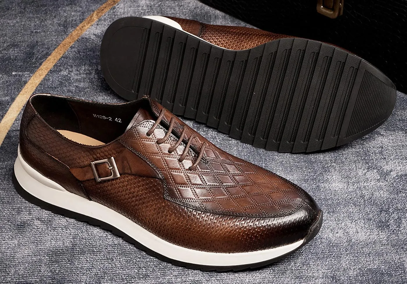 Santimon Mens Casual Shoes Fashion Sneakers Genuie Leather Prom Oxfords Shoes Business Casual Modern Derby Comfortable Walking Shoes for Men