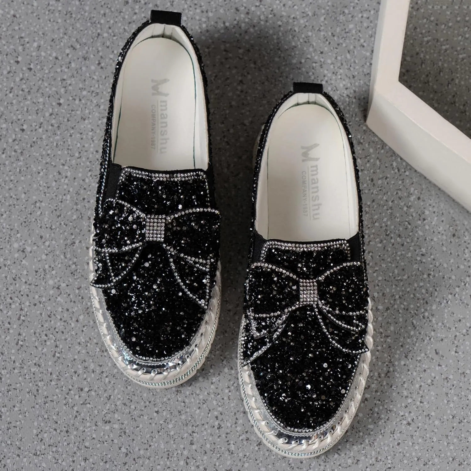 Thick Soft Platform Loafers for Women Sparkly Rhinestone Bow Decoration Single Shoes Elegant Banquet Casual Shoes Canvas