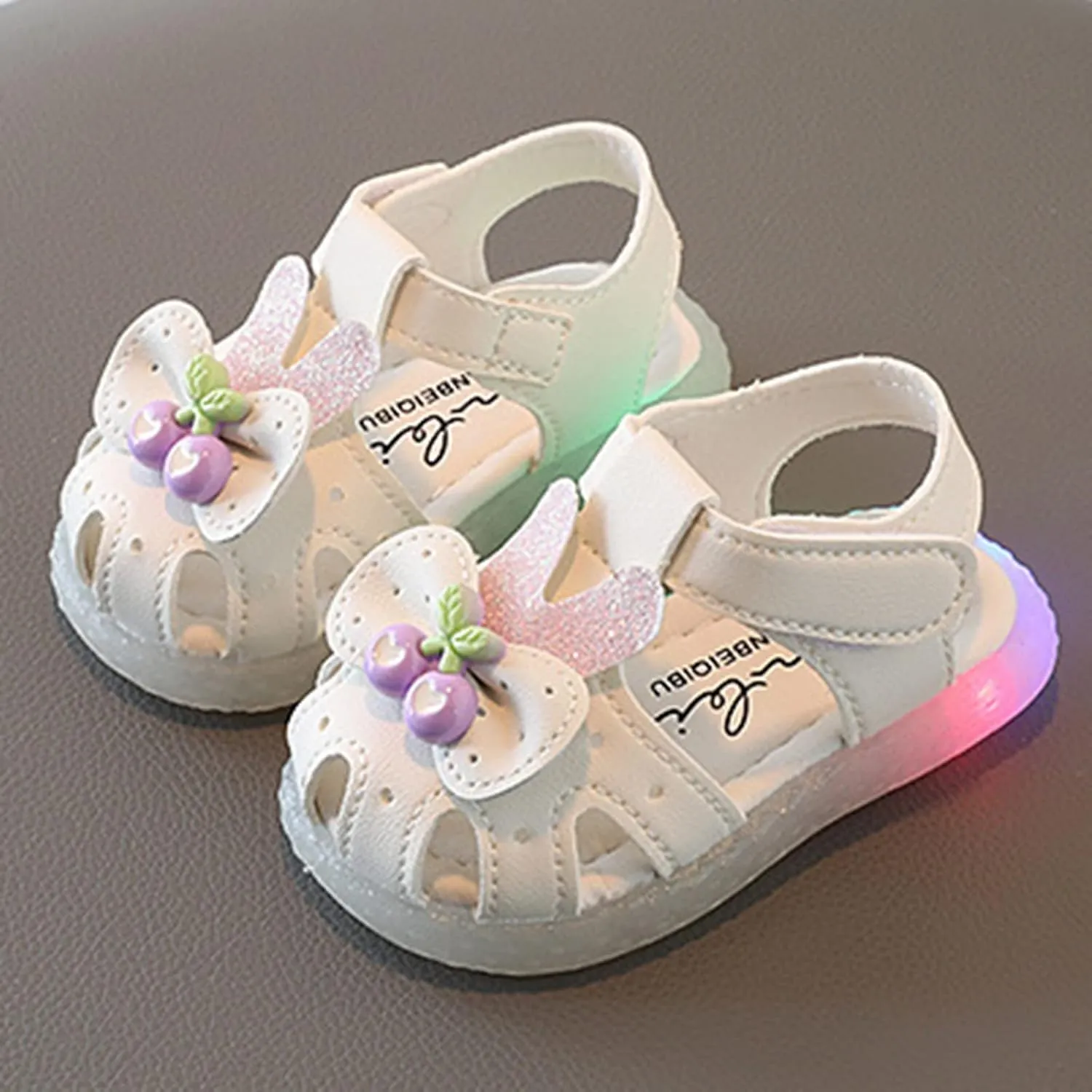 Toddler Girls Shoes Flat Comfortable Soft Sandals Soft Sole Shoes Baotou Princess Light Fasion Non-slip Shoes
