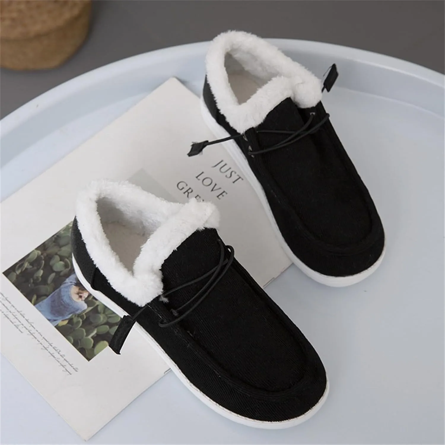 Winter Shoes Women Fleece Lined Low-Top Slip Ons Comfortable Flats Fur Lace Up Loafers Casual Canvas Sneakers