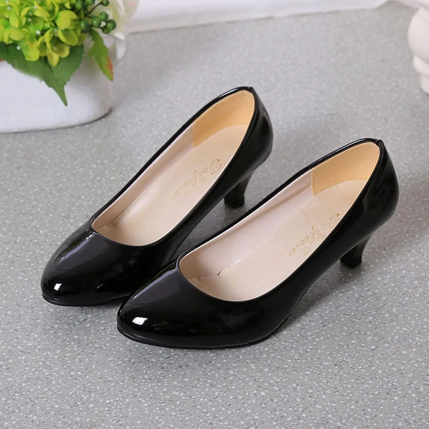 Women Shoes Flats Women's Loafers & Slip-Ons Comfortable Dressy Slip onLightweight Breathable Christmas Loafers Women Ballet Flats Shoes for Women
