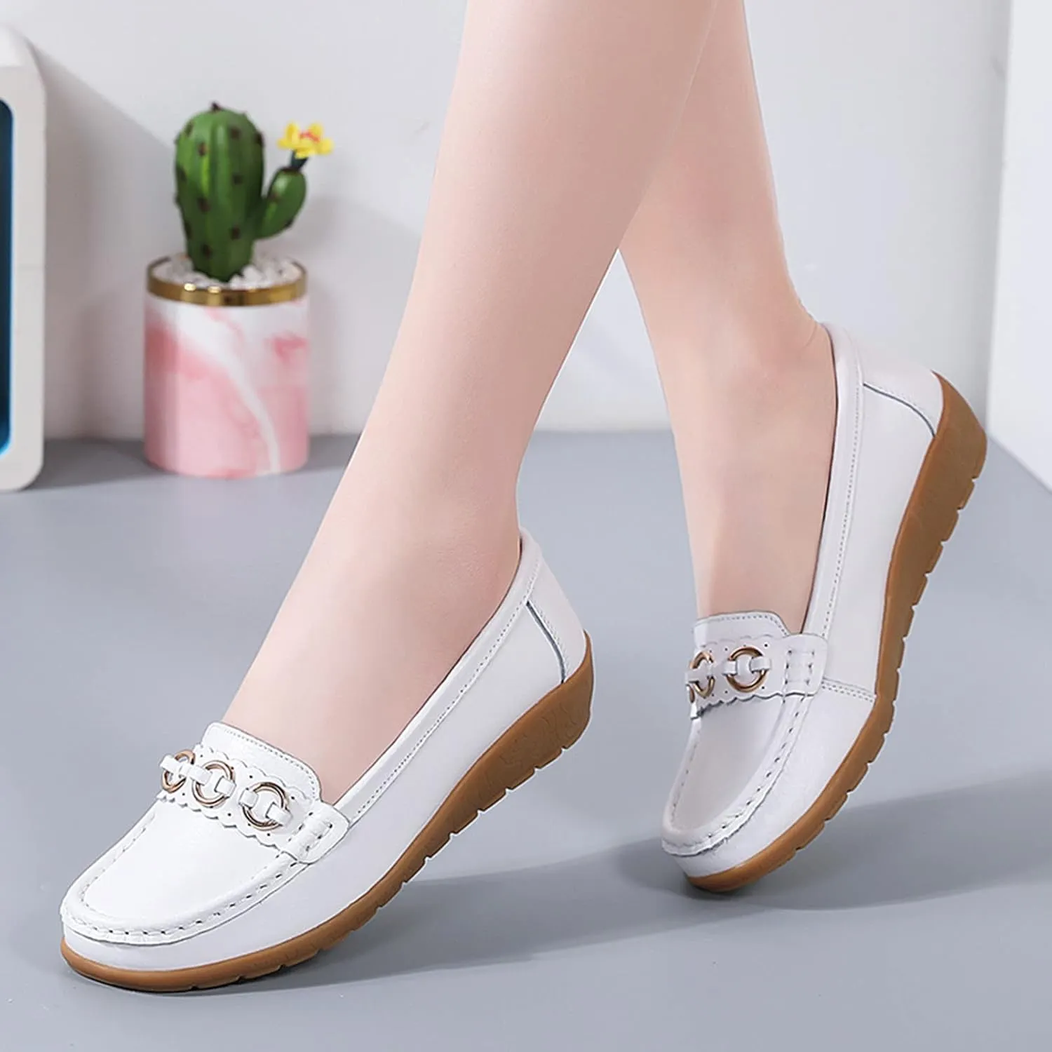 Womens Loafers Comfortable Dressy Leather Penny Loafers Slip On Walking Shoes Soft Driving Loafers Orthopedic Shoes